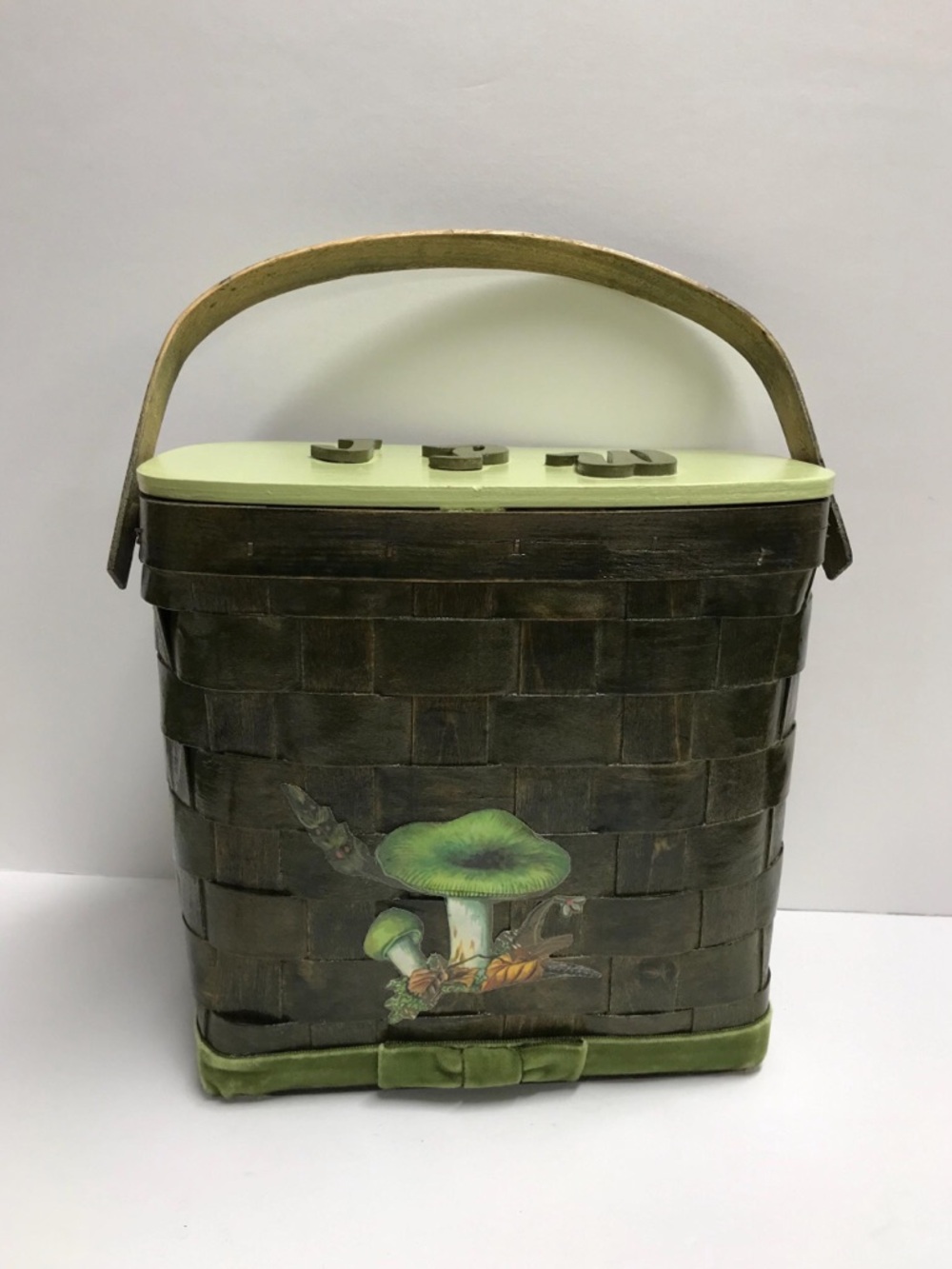 Vintage Handmade Green Mushroom Basket Purse